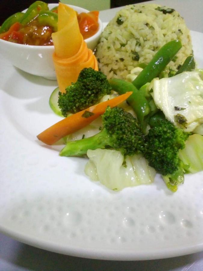 Joshesther Olive Hotel Ikeja Dış mekan fotoğraf