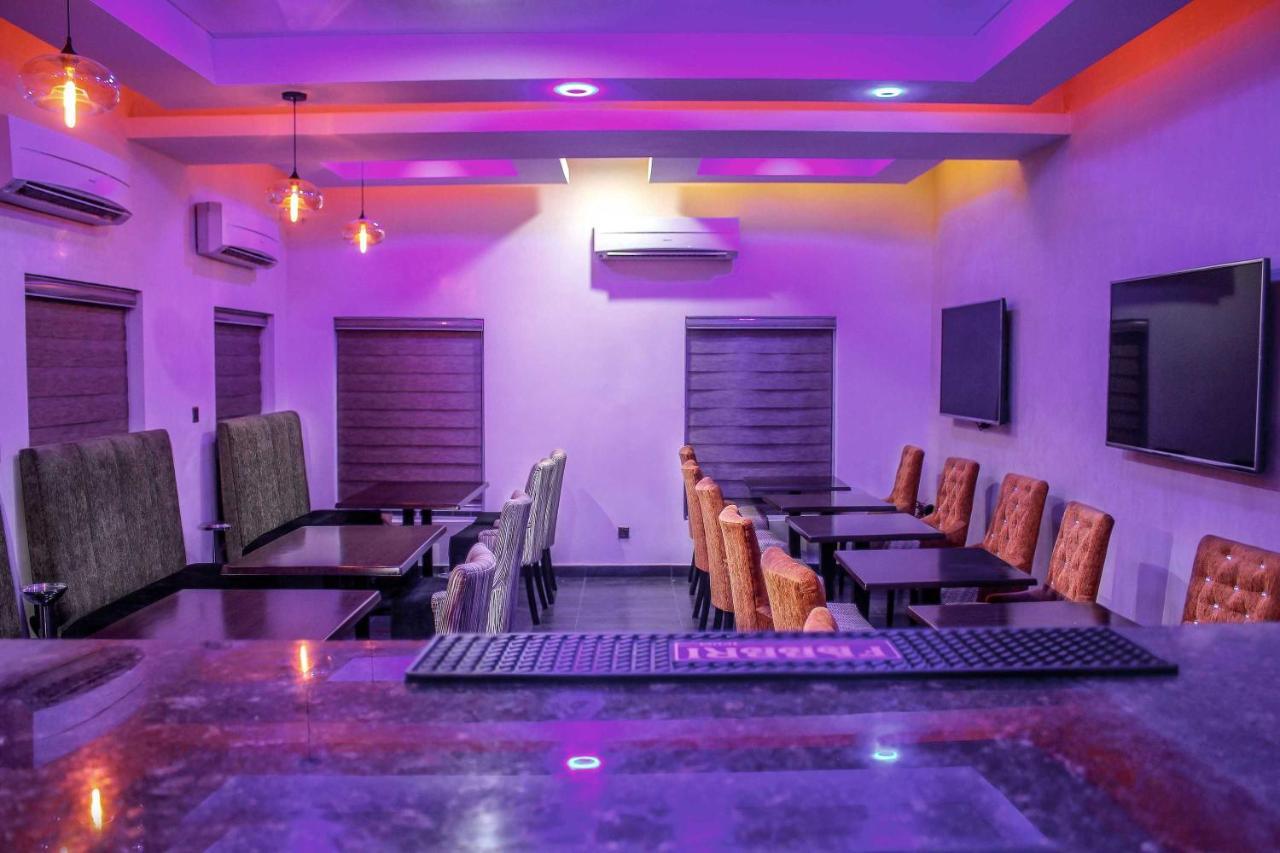 Joshesther Olive Hotel Ikeja Dış mekan fotoğraf