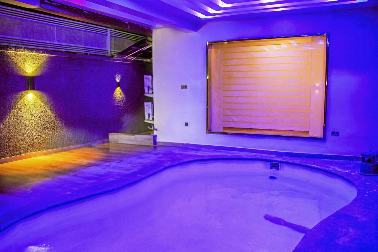 Joshesther Olive Hotel Ikeja Dış mekan fotoğraf