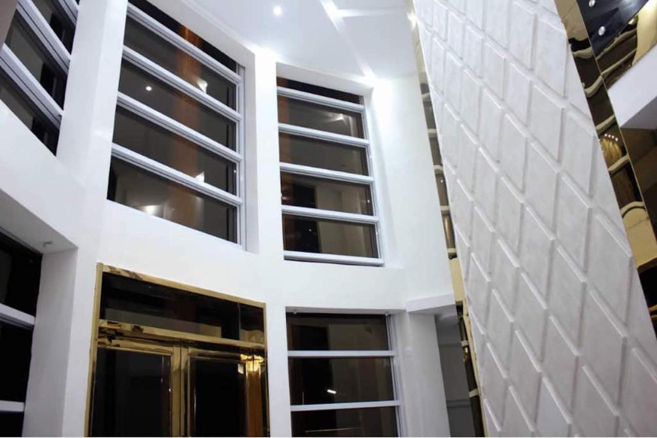Joshesther Olive Hotel Ikeja Dış mekan fotoğraf